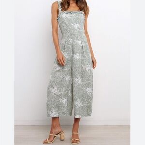 Petal & Pup Haylen Sage Green Floral Jumpsuit size 4